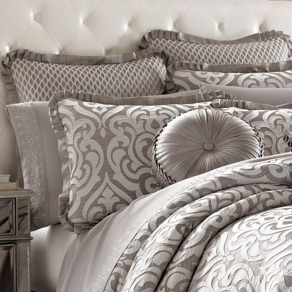 J Queen New York European Pillow Sham Shiraz Red 25x25 Elegant Designer Bedding 