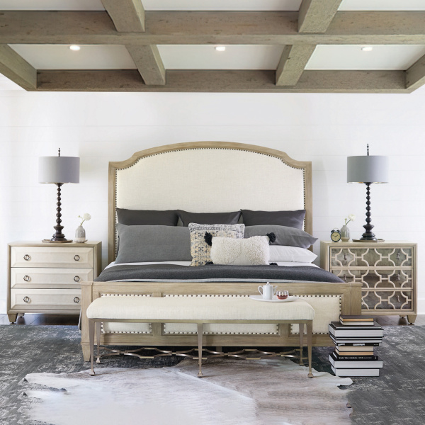 K1117 Bernhardt Santa Barbara Upholstered Sleigh Queen Bed