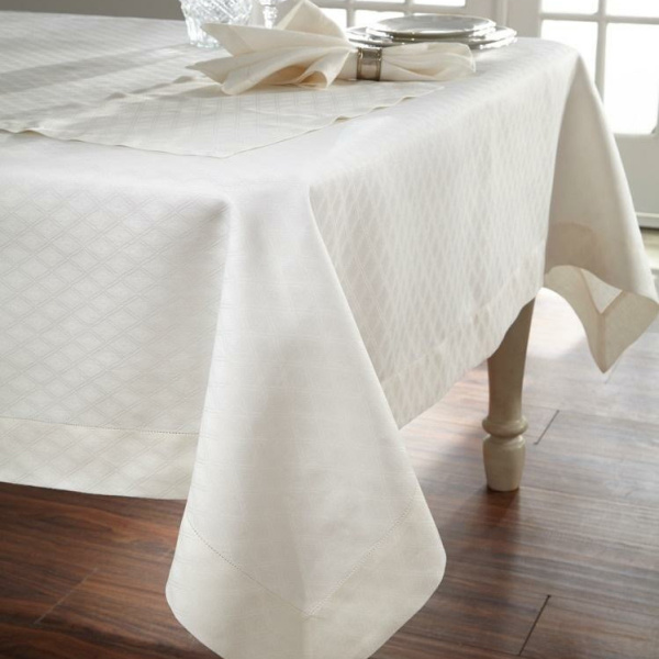Gracious Tablecloth