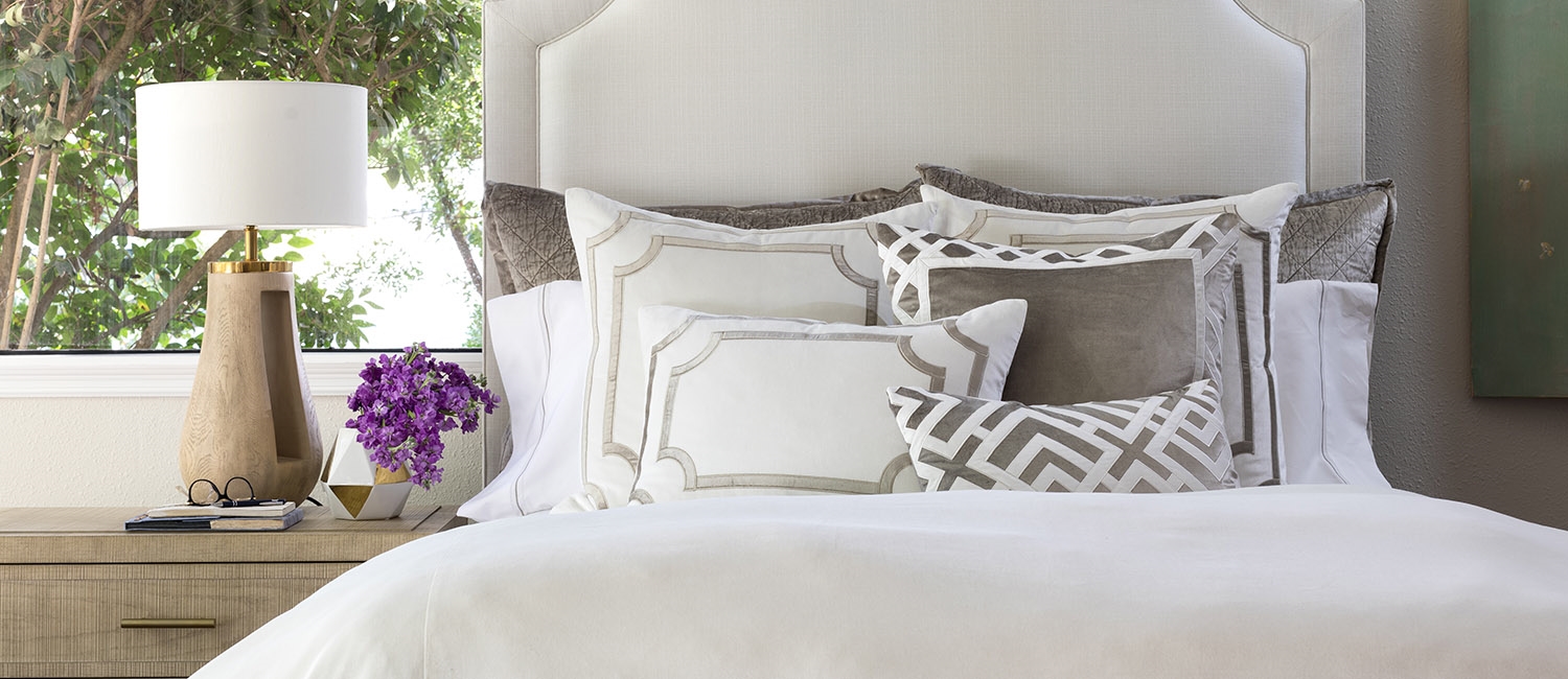 Lili Alessandra Soho Matte Ivory with Fawn Bedding