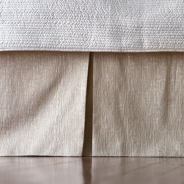 Sophia Tailored Bed Skirt Ivory Linen/ Gold Lurex 3/22x86