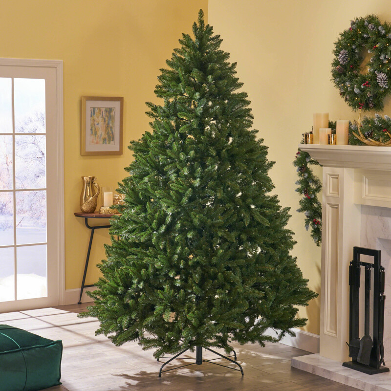 307347 7.5-foot Norway Spruce Unlit Hinged Artificial Christmas Tree