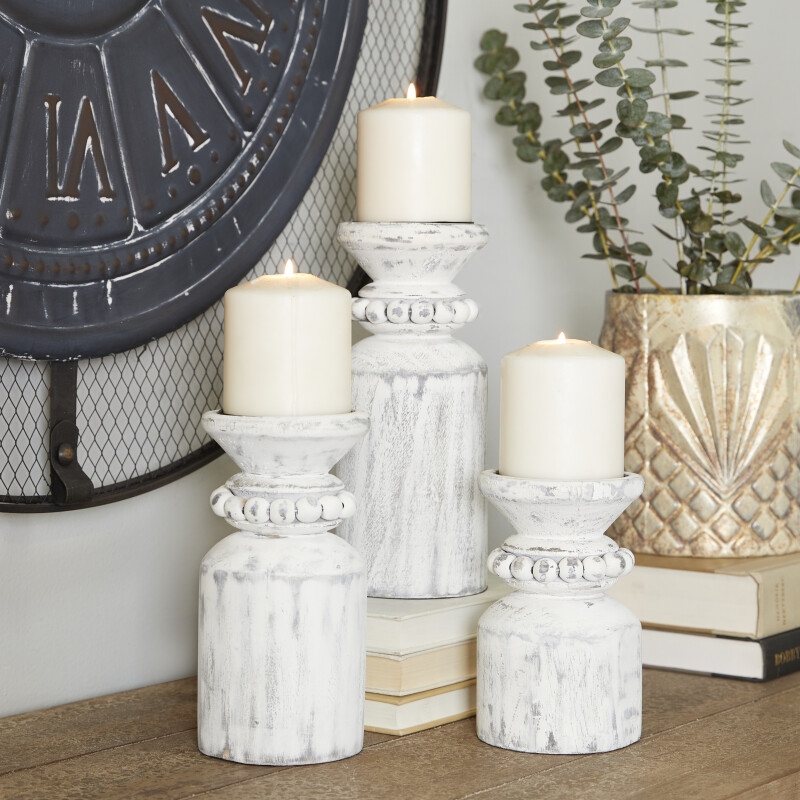 600006 White Wood Traditional Candle Holder Set of 3