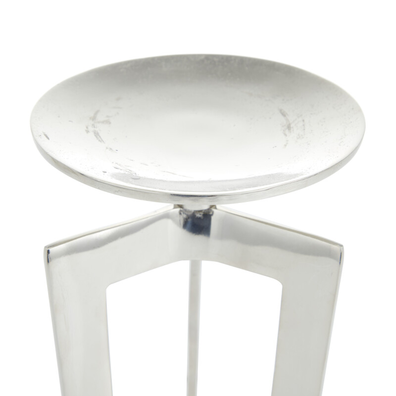 604817 Silver Cosmoliving By Cosmopolitan Silver Aluminum Contemporary Candle Holder