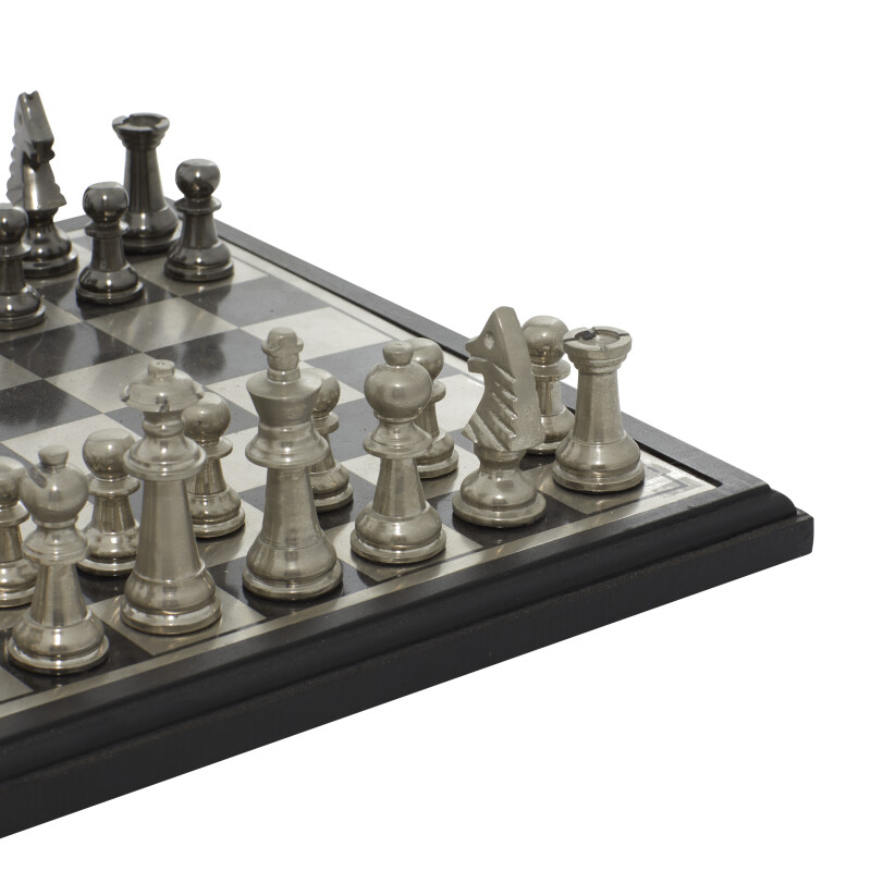 UMA 600789 Black Aluminum Traditional Game Set 3