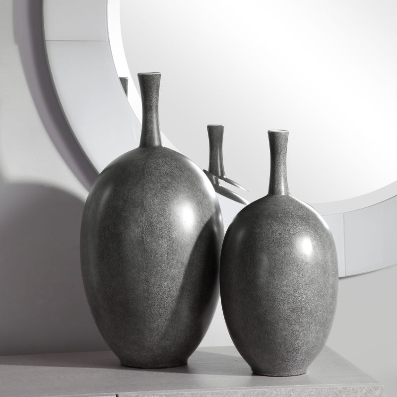 17711 Uttermost Riordan Modern Vases, S/2