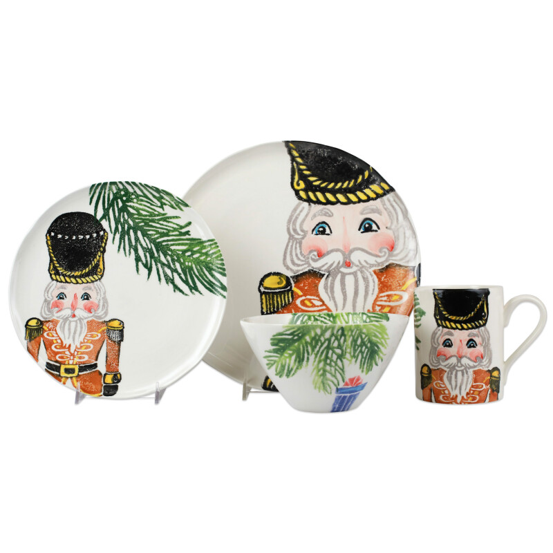 NTC-9700DS-4 Nutcrackers Gold Four-Piece Place Setting