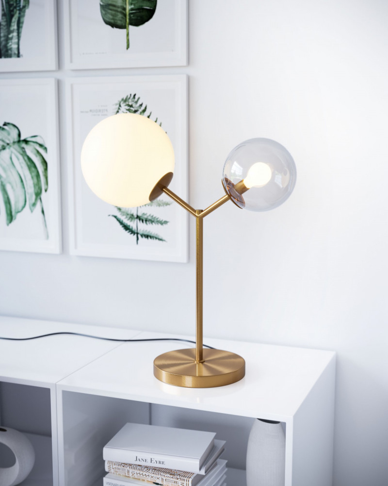 56115 Lifestyle1 Constance Table Lamp Gold