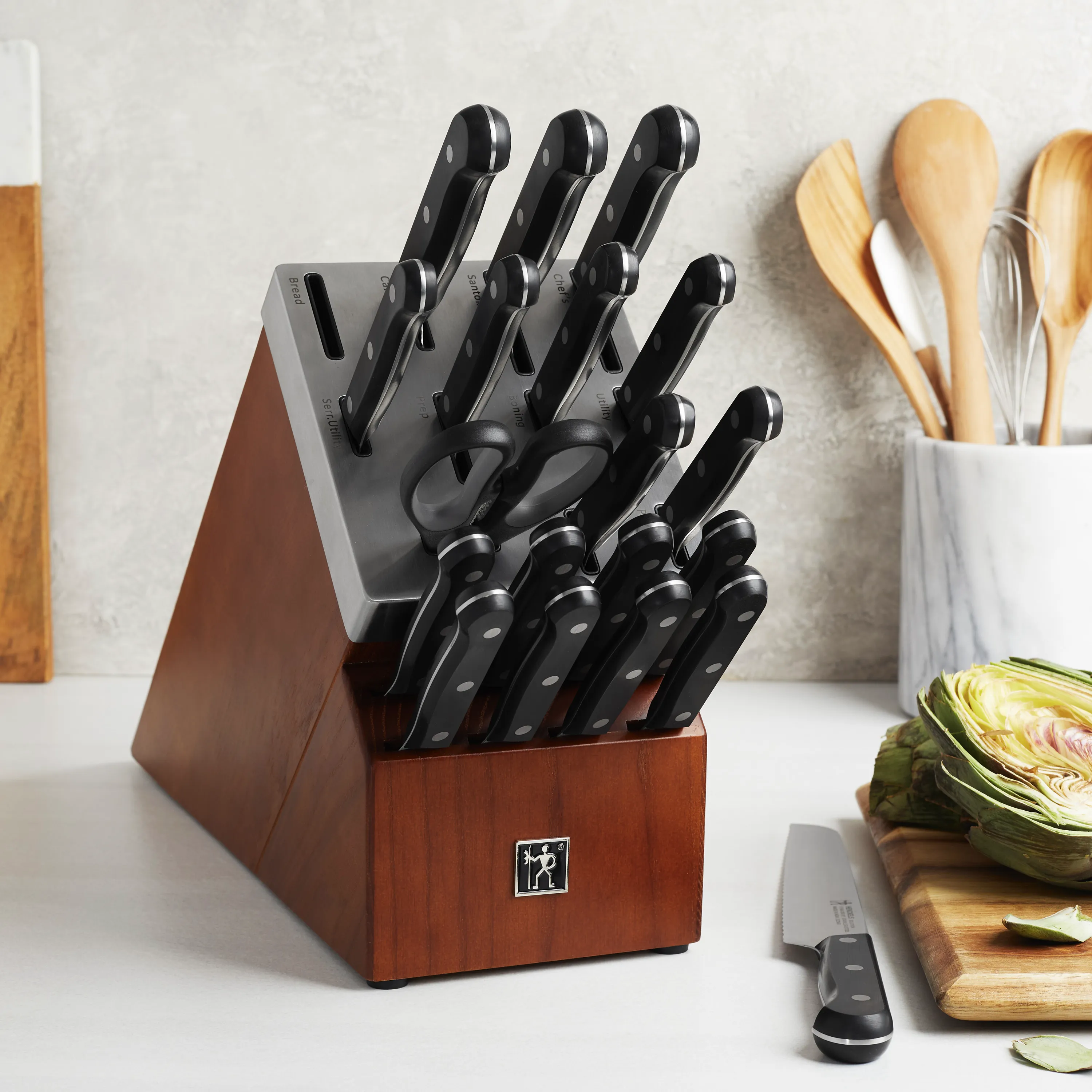 Henckels International Classic with Sharpening Technology 15 Piece Knife Set