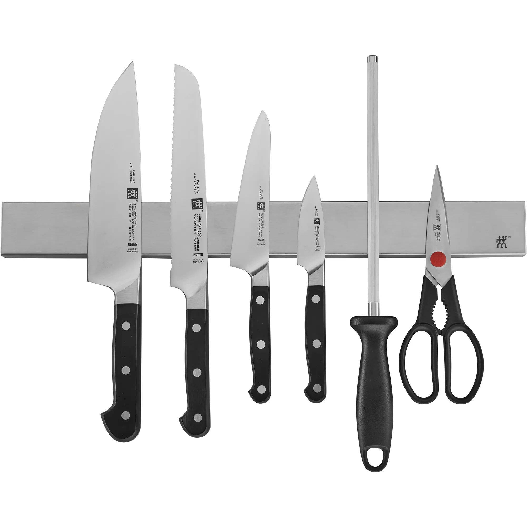 https://www.homethreads.com/files/zwilling/38431-007-zwilling-pro-7-pc-knife-set-with-175-inch-stainless-magnetic-knife-bar.webp
