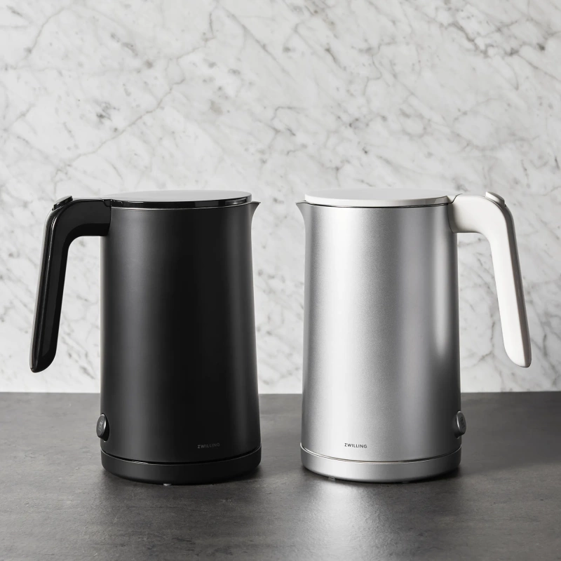 ZWILLING Enfinigy Cool Touch 1.5-Liter Electric Kettle, Cordless Tea Kettle  & Hot Water, Silver 