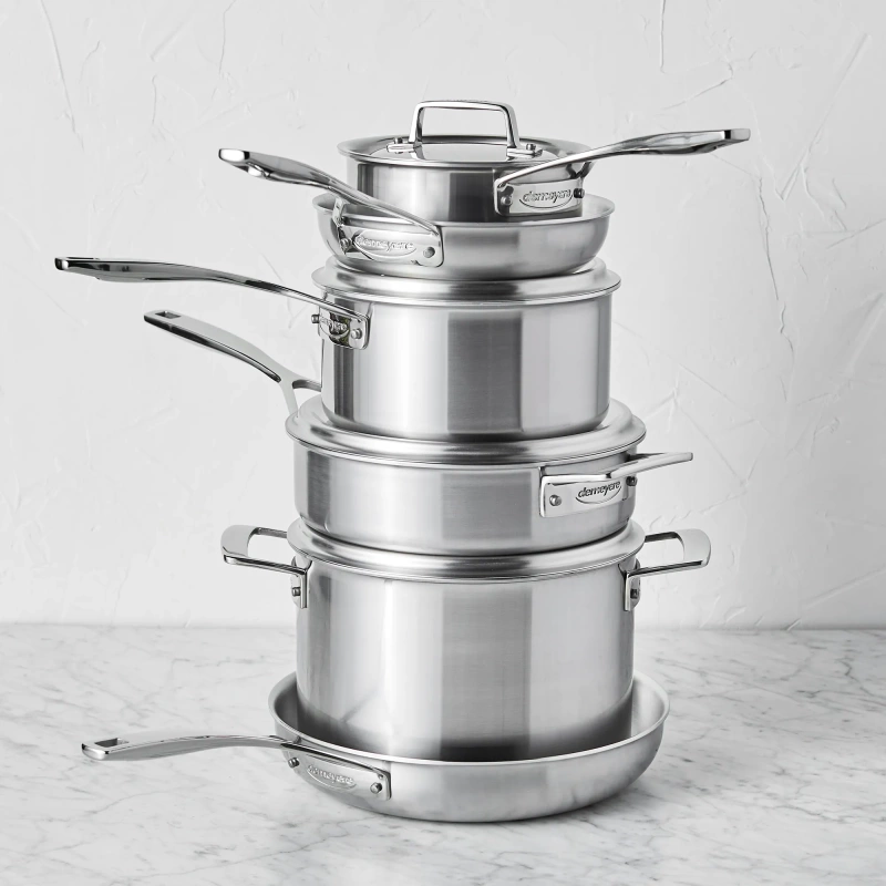 https://www.homethreads.com/files/zwilling/thumbs/20010-demeyere-essential-5-ply-10-pc-stainless-steel-cookware-set-3.webp
