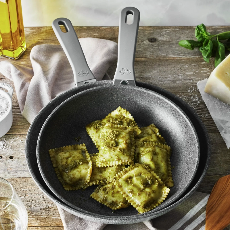 https://www.homethreads.com/files/zwilling/thumbs/75003-103-0-ballarini-parma-plus-by-henckels-2-pc-aluminum-nonstick-fry-pan-set-made-in-italy-4.webp